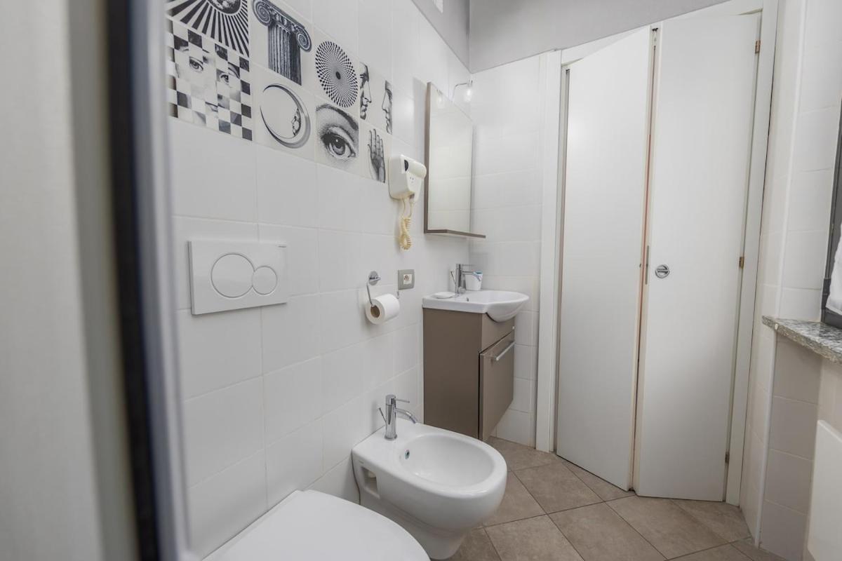 5 Min To Metro - Independent - Quiet - Privacy Apartment Mailand